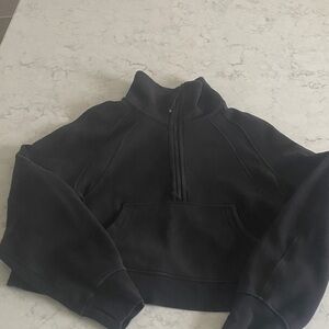 Lululemon Scuba Black Half-Zip Cropped Sweatshirt size M/L